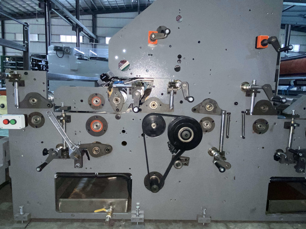 ISO 5 Ply Flute Laminator 30HP 380V Corrugated Box Lamination Machine